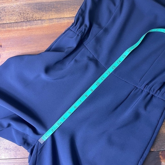 Talbots Stretch Crepe Jumpsuit Navy Blue Cap Sleeve Wide Leg Women's Size 10 - Picture 9 of 11